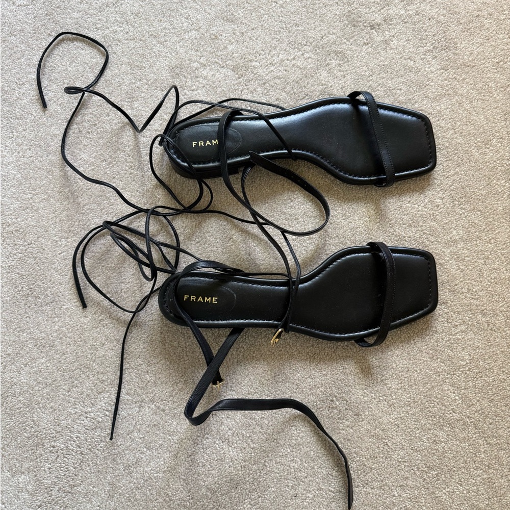 FRAME Leather Le Ramona Sandal In Black EU 40/ US 9.5